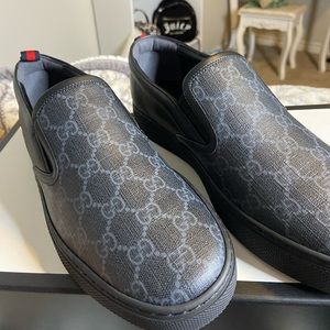 Gucci GG supreme sneakers